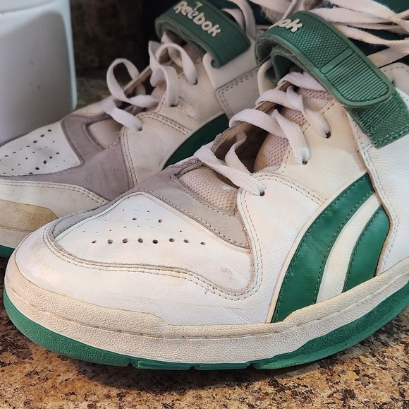 Original 1980s REEBOK COMMITMENT HIGH TOP SNEAKERS. - Picture 11 of 16
